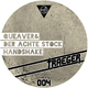 Queaver & Der Achte Stock Handshake