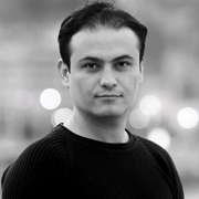 Ozgur Uzar