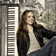 Anne S. (Stefanie Anne Manke Thinius-Lilikaffee)