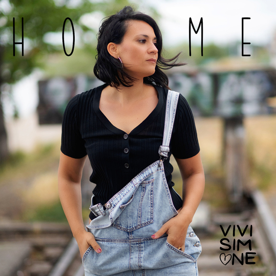 Vivi Simone - Home