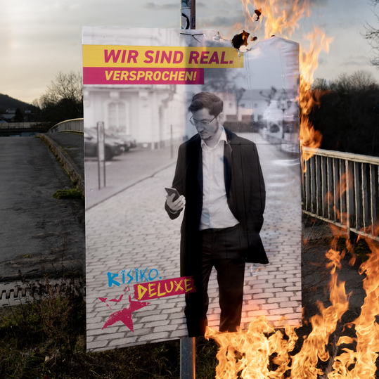 Risiko.Deluxe - Wir sind real. Versprochen!